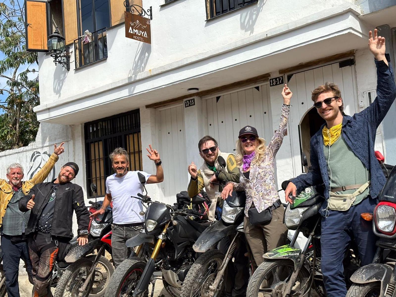 Amuya Hostel Chiquinquirá Eksteriør bilde